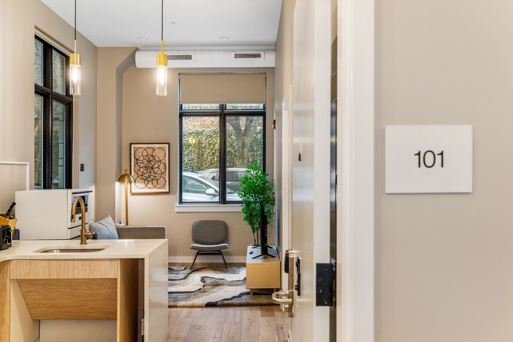 Airbnb Photography: The Edison | Philadelphia