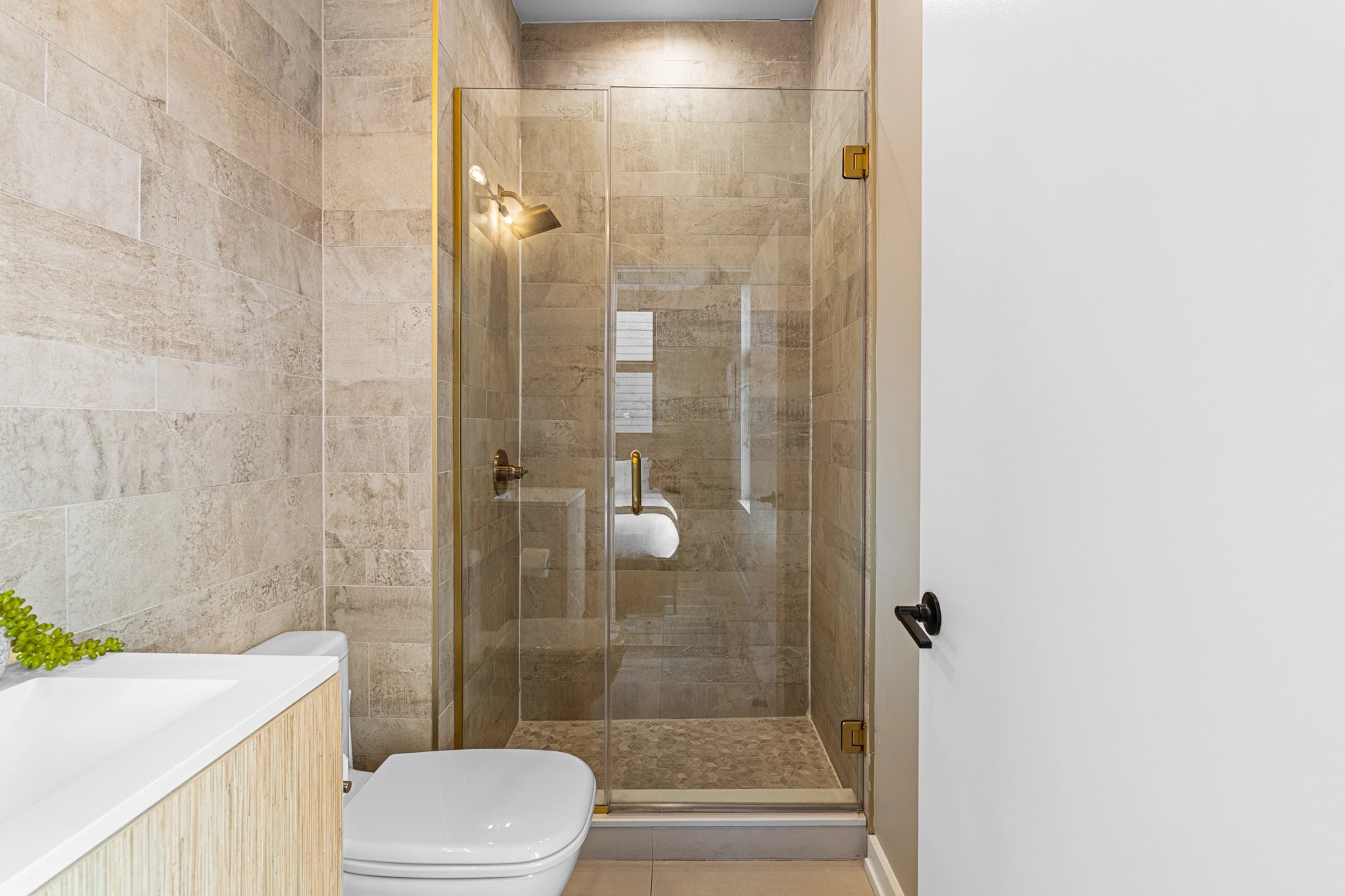 Airbnb Photography: The Edison | Philadelphia