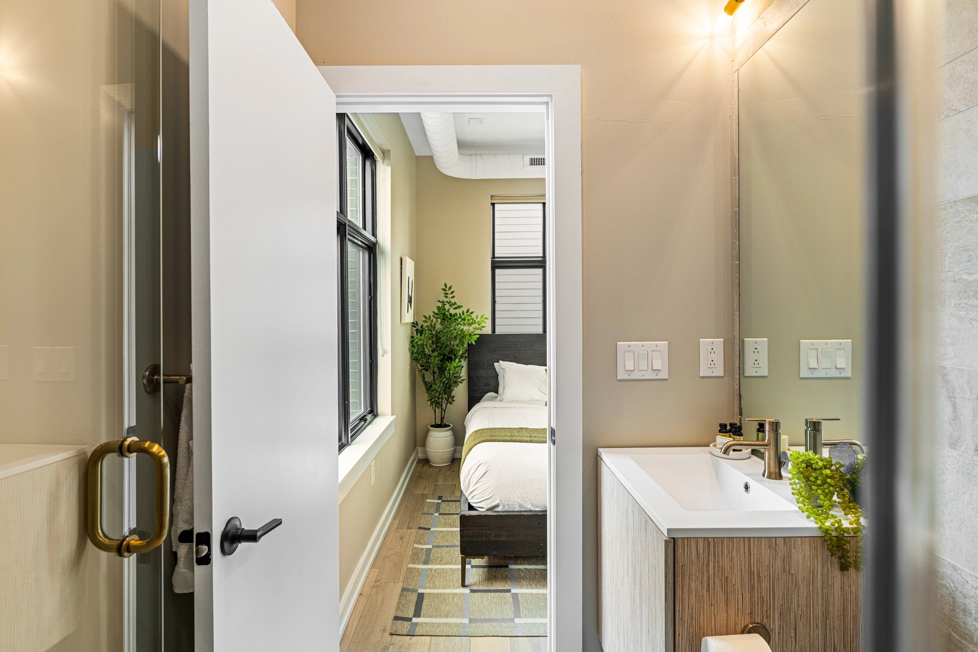 Airbnb Photography: The Edison | Philadelphia