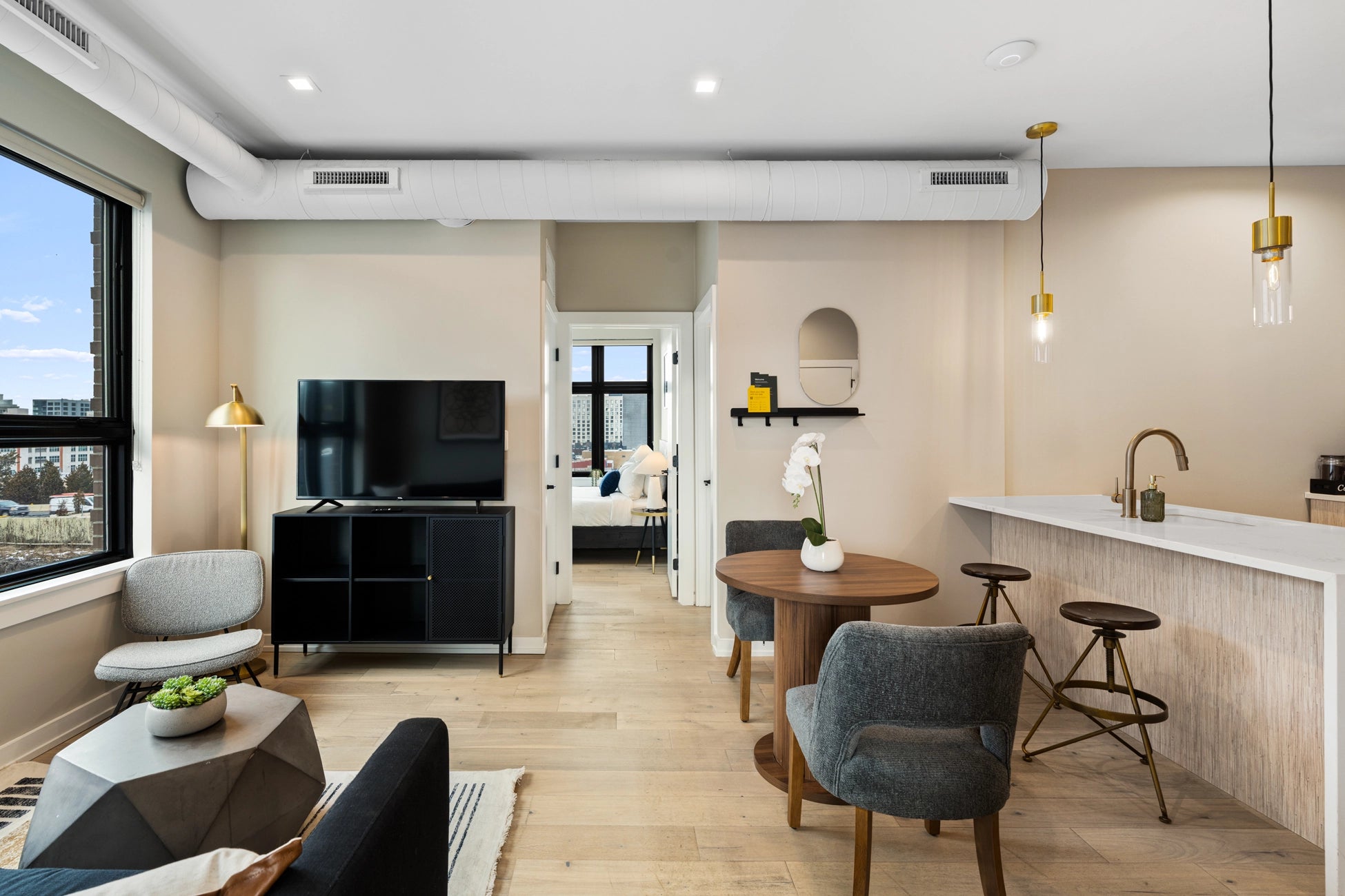 Airbnb Photography: The Edison | Philadelphia