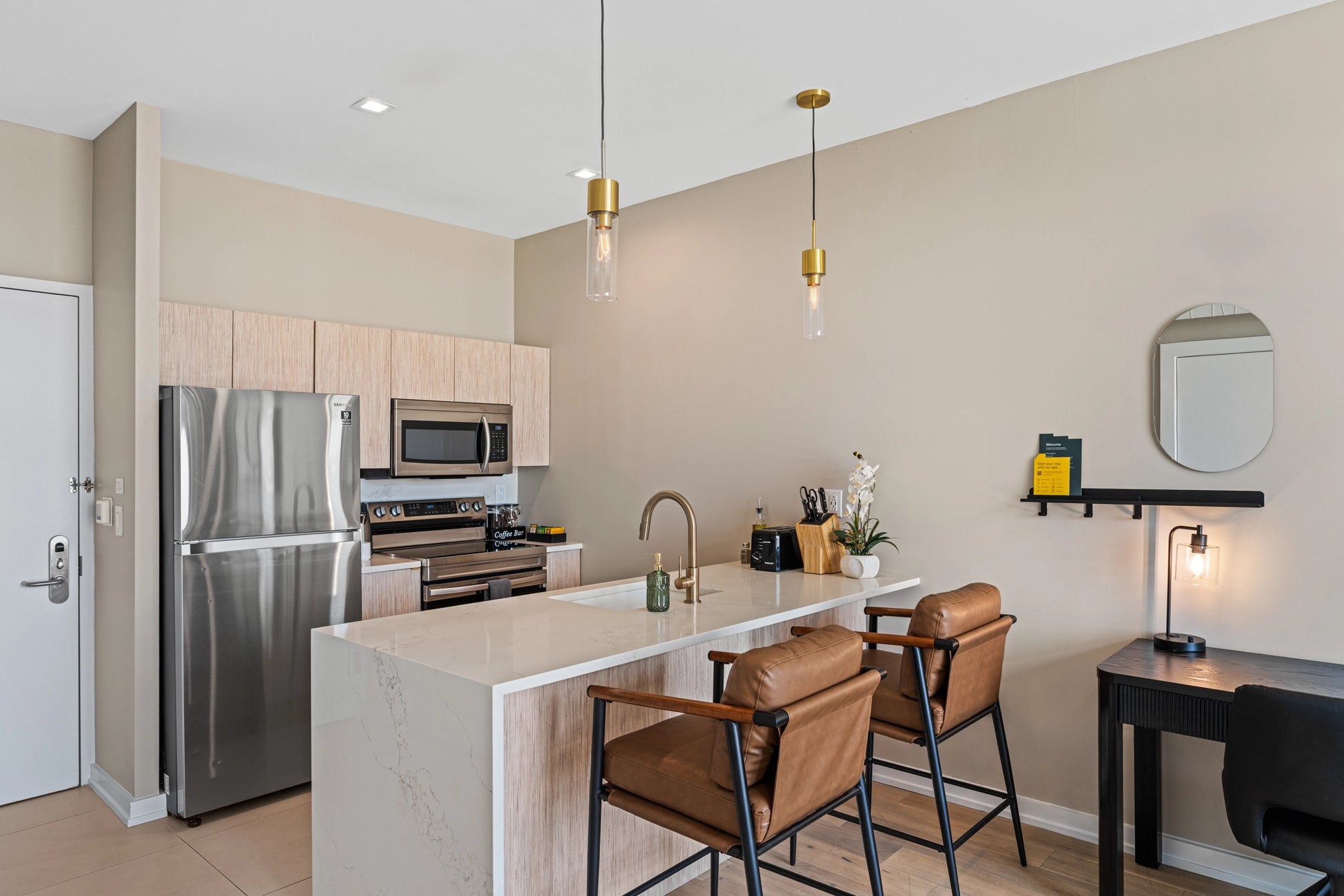 Airbnb Photography: The Edison | Philadelphia