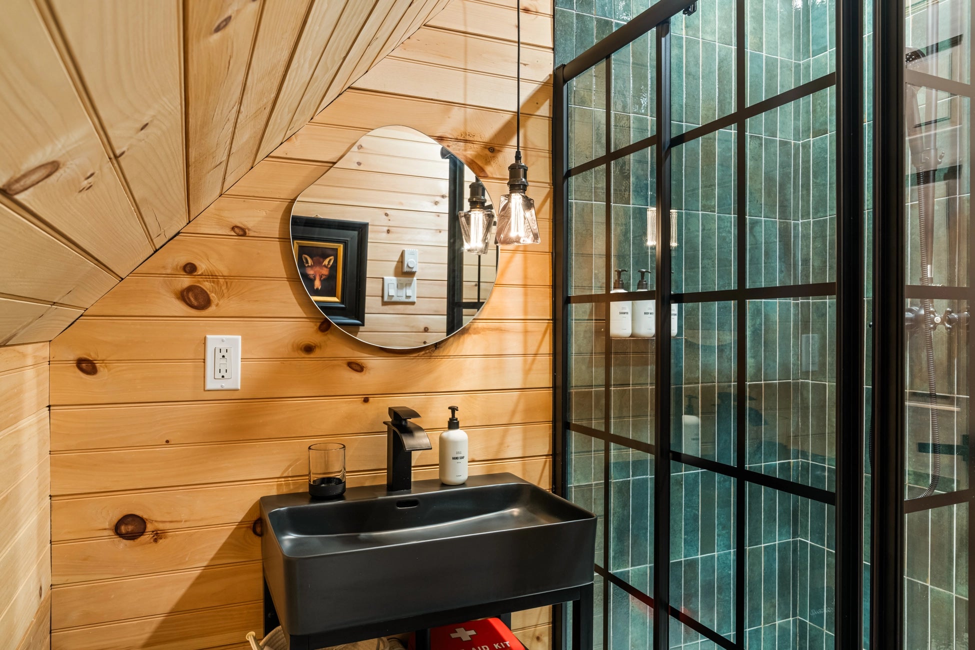 Airbnb Photography Tobyhanna PA | The Scout House