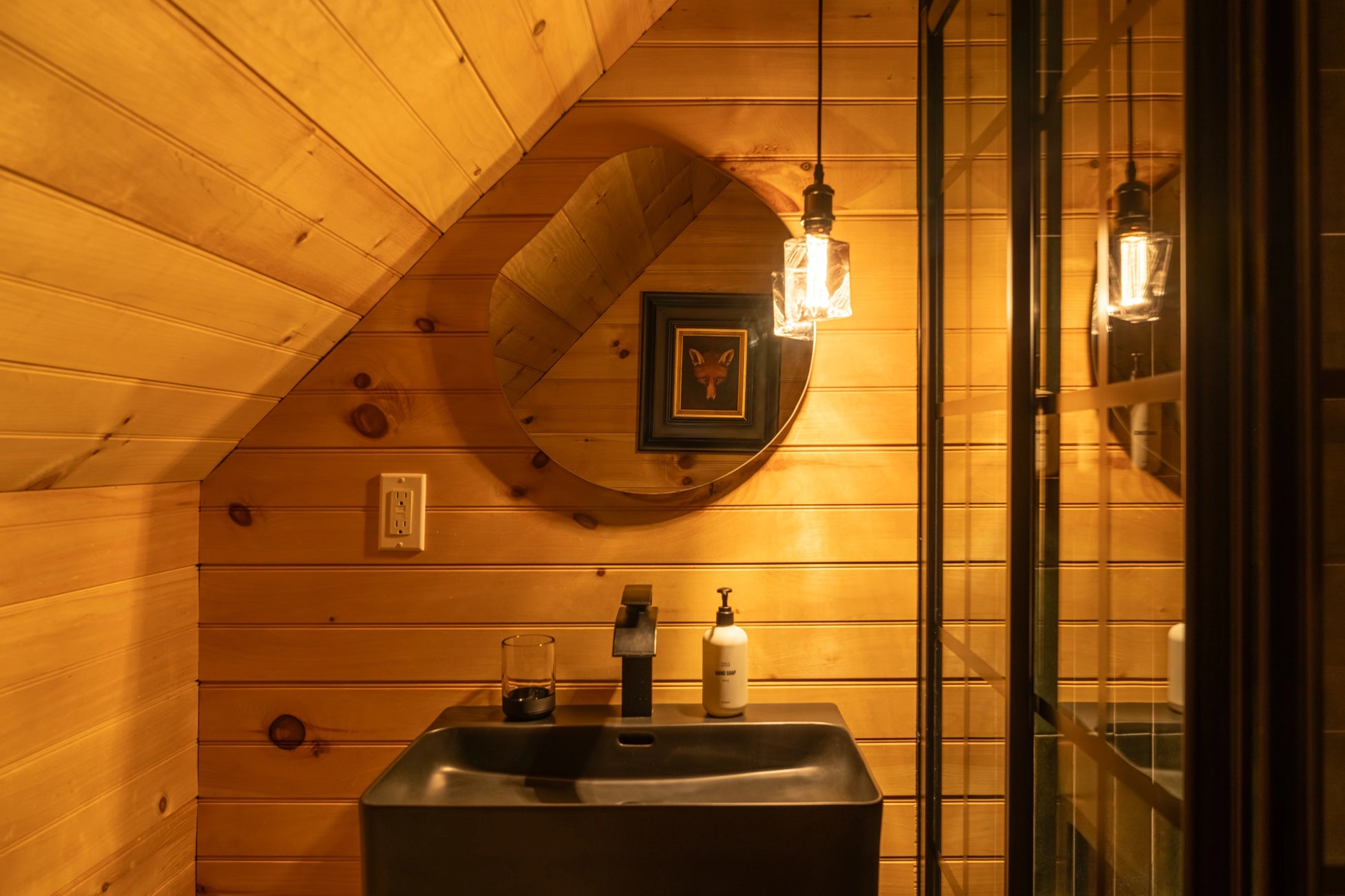 Airbnb Photography Tobyhanna PA | The Scout House