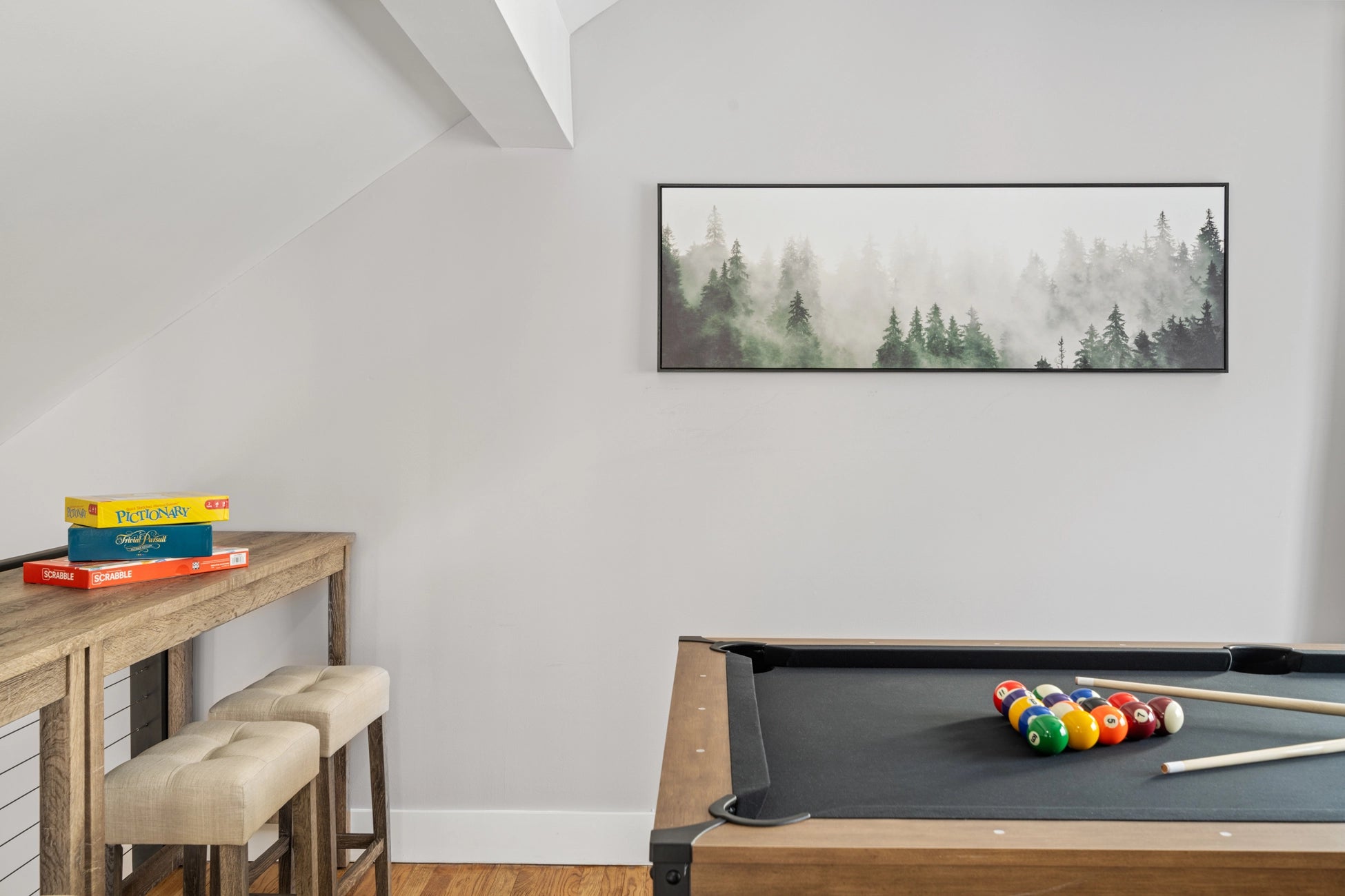 Airbnb Photography: Stunning STR Cabin in East Stroudsburg PA