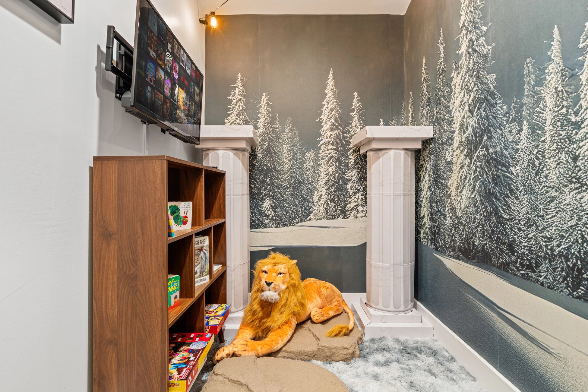 Airbnb Photography: Stunning STR Cabin in East Stroudsburg PA