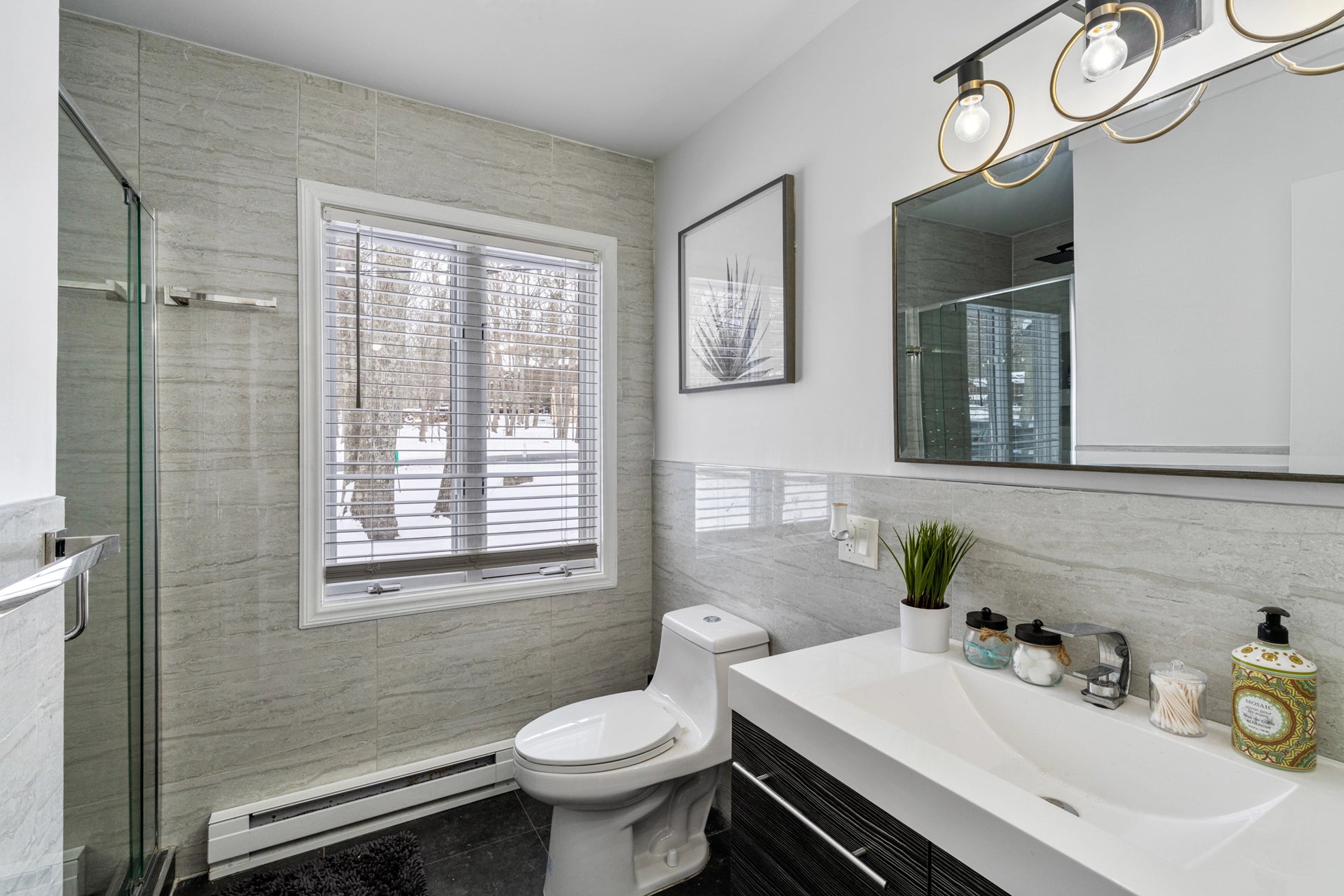 Airbnb Photography: Upscale Poconos Retreat with Twilight and Drone Photography in East Stroudsburg, PA