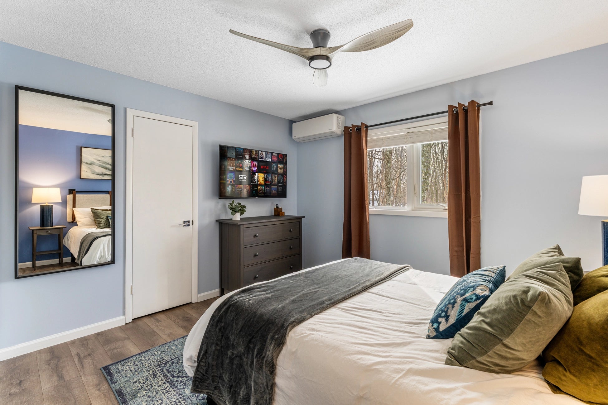 Airbnb Photography: Upscale Poconos Retreat with Twilight and Drone Photography in East Stroudsburg, PA