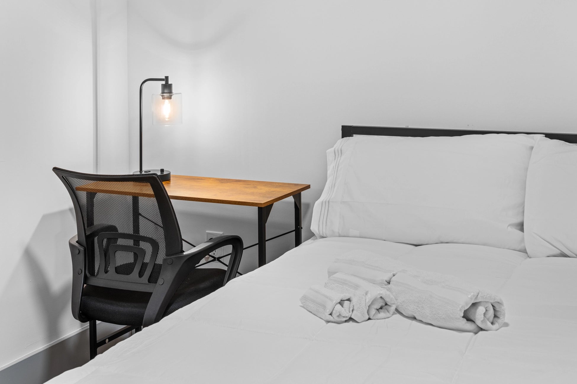 Airbnb Photography: Modern Multi-Unit Rental in Newark, NJ