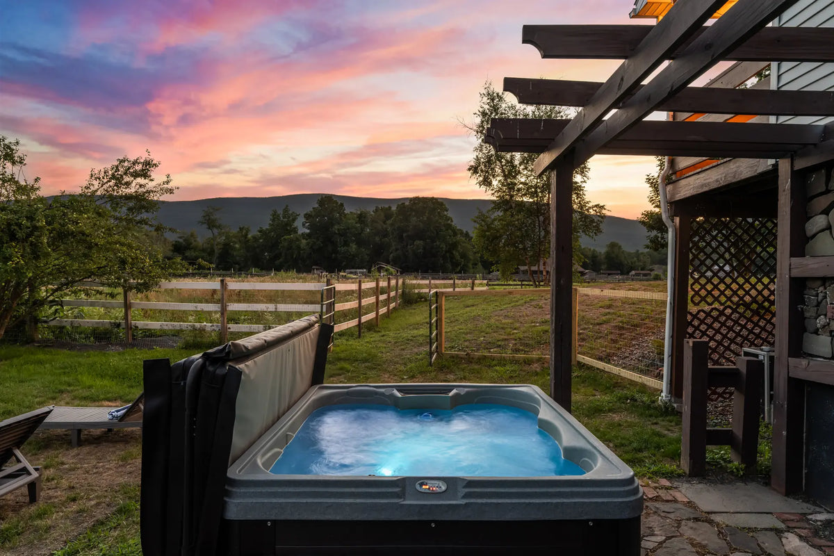 Airbnb Photography in Saugerties, NY | Twilight Mountain Retreat
