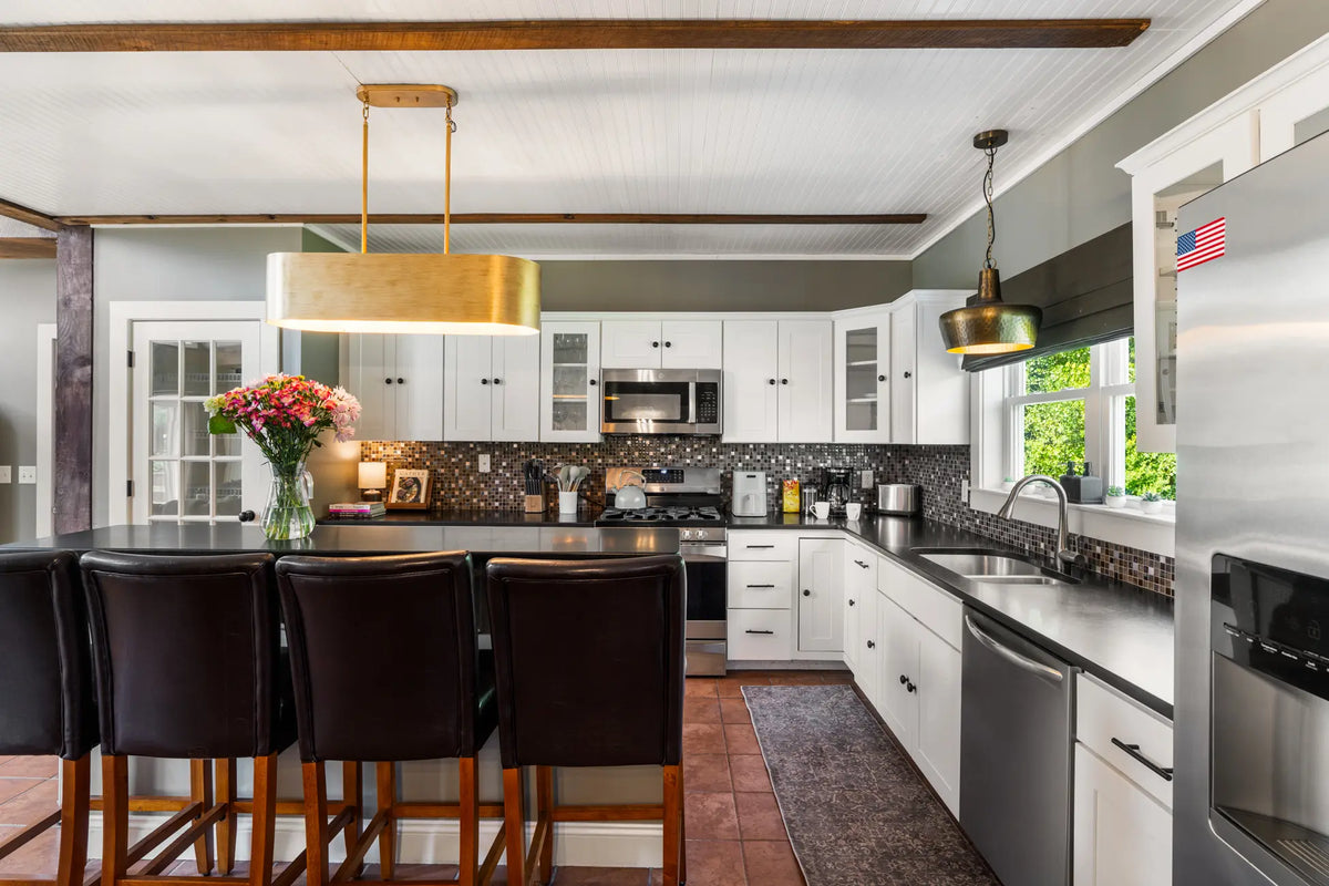 Airbnb Photography in Saugerties, NY | Twilight Mountain Retreat