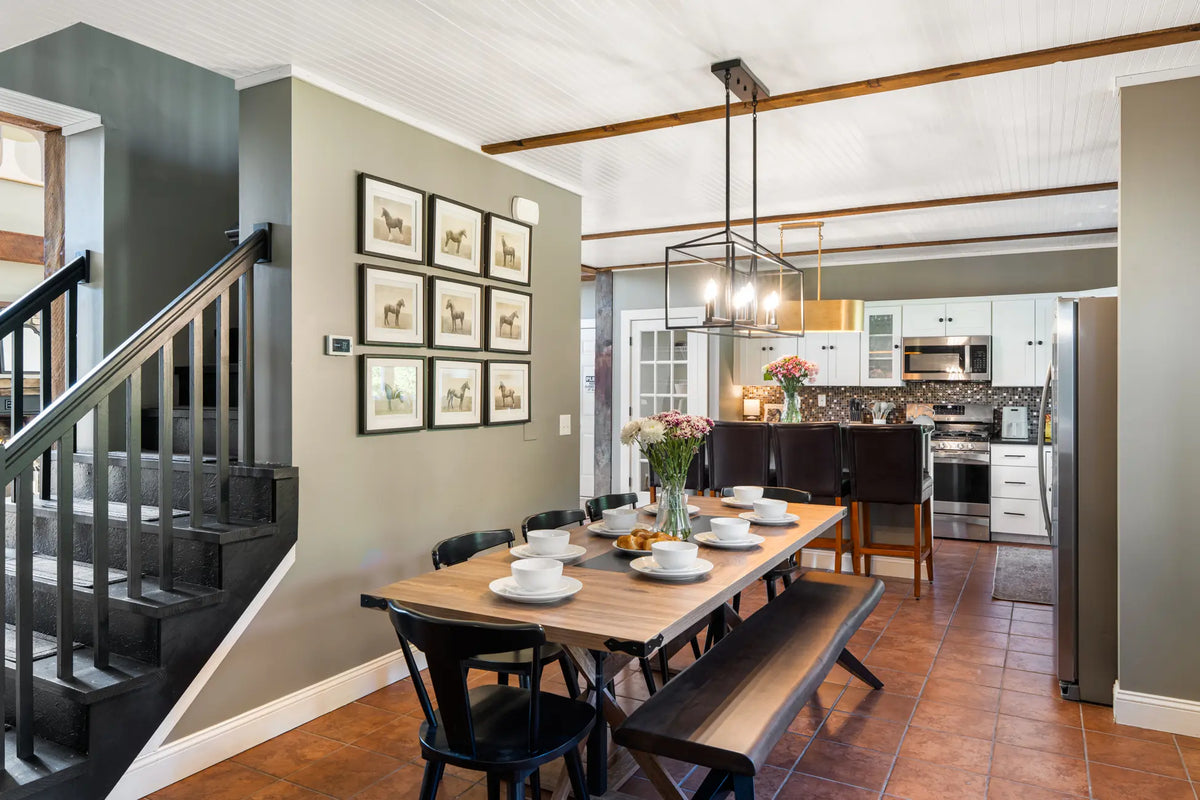 Airbnb Photography in Saugerties, NY | Twilight Mountain Retreat