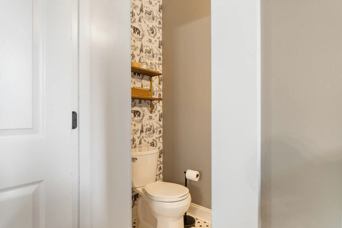 Airbnb Photography in Saugerties, NY | Twilight Mountain Retreat