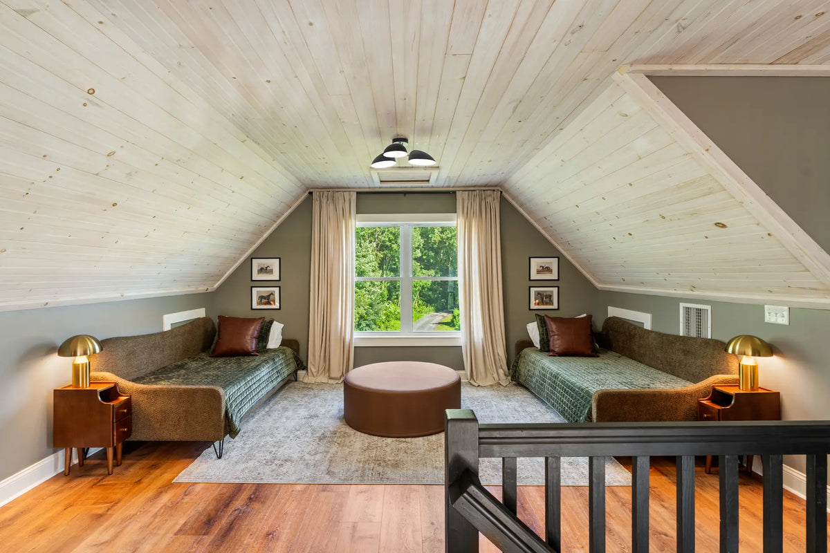 Airbnb Photography in Saugerties, NY | Twilight Mountain Retreat