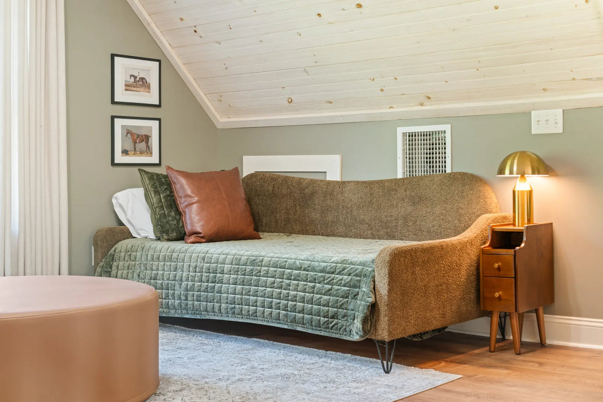 Airbnb Photography in Saugerties, NY | Twilight Mountain Retreat