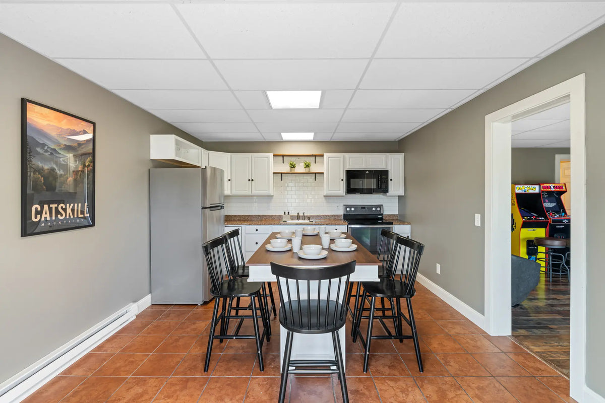 Airbnb Photography in Saugerties, NY | Twilight Mountain Retreat