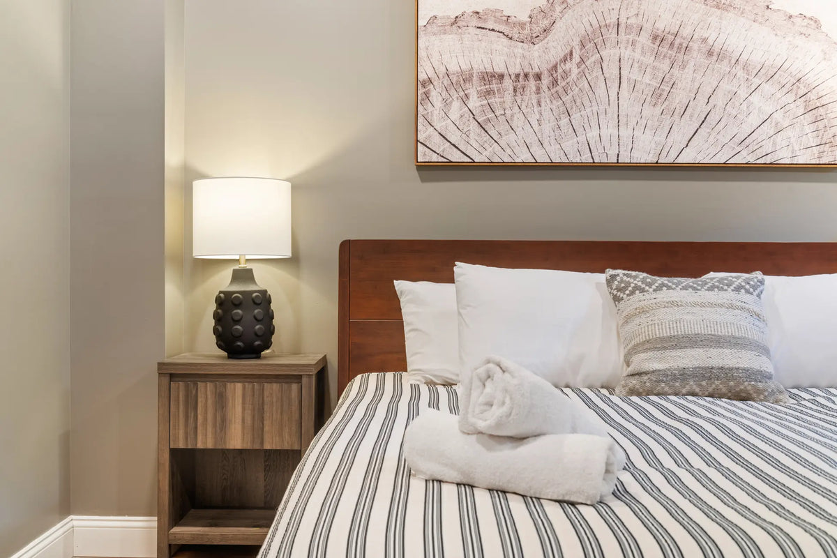 Airbnb Photography in Saugerties, NY | Twilight Mountain Retreat