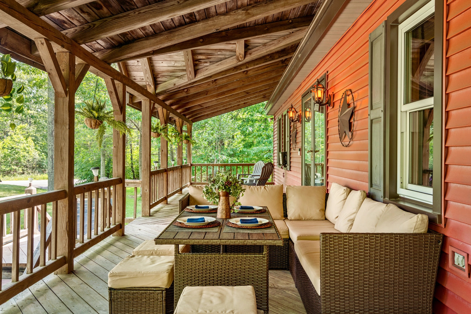 Airbnb Photography: Charming Cottage Retreat in Long Pond
