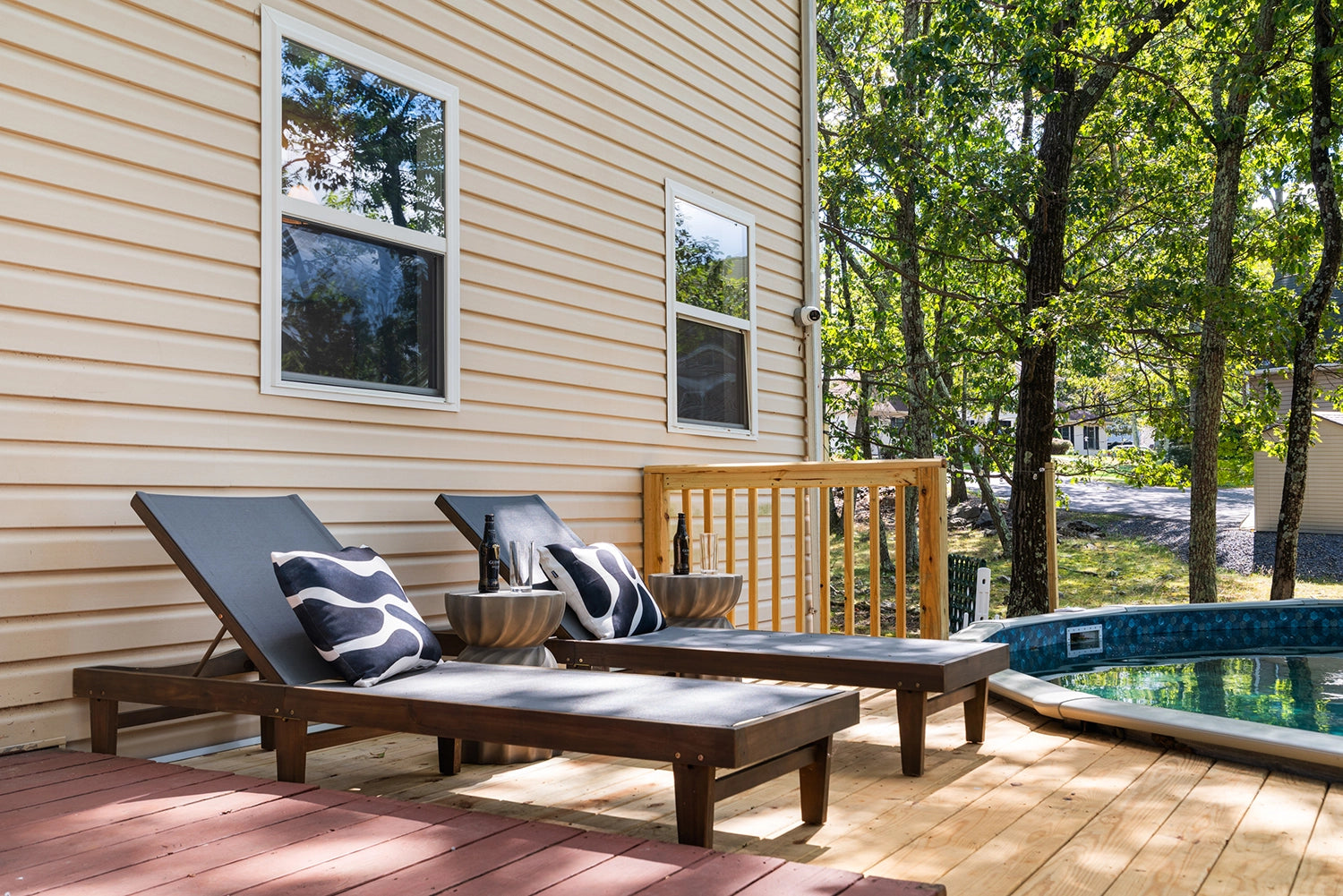 Airbnb Photography: Modern Retreat at Penn Estates, East Stroudsburg