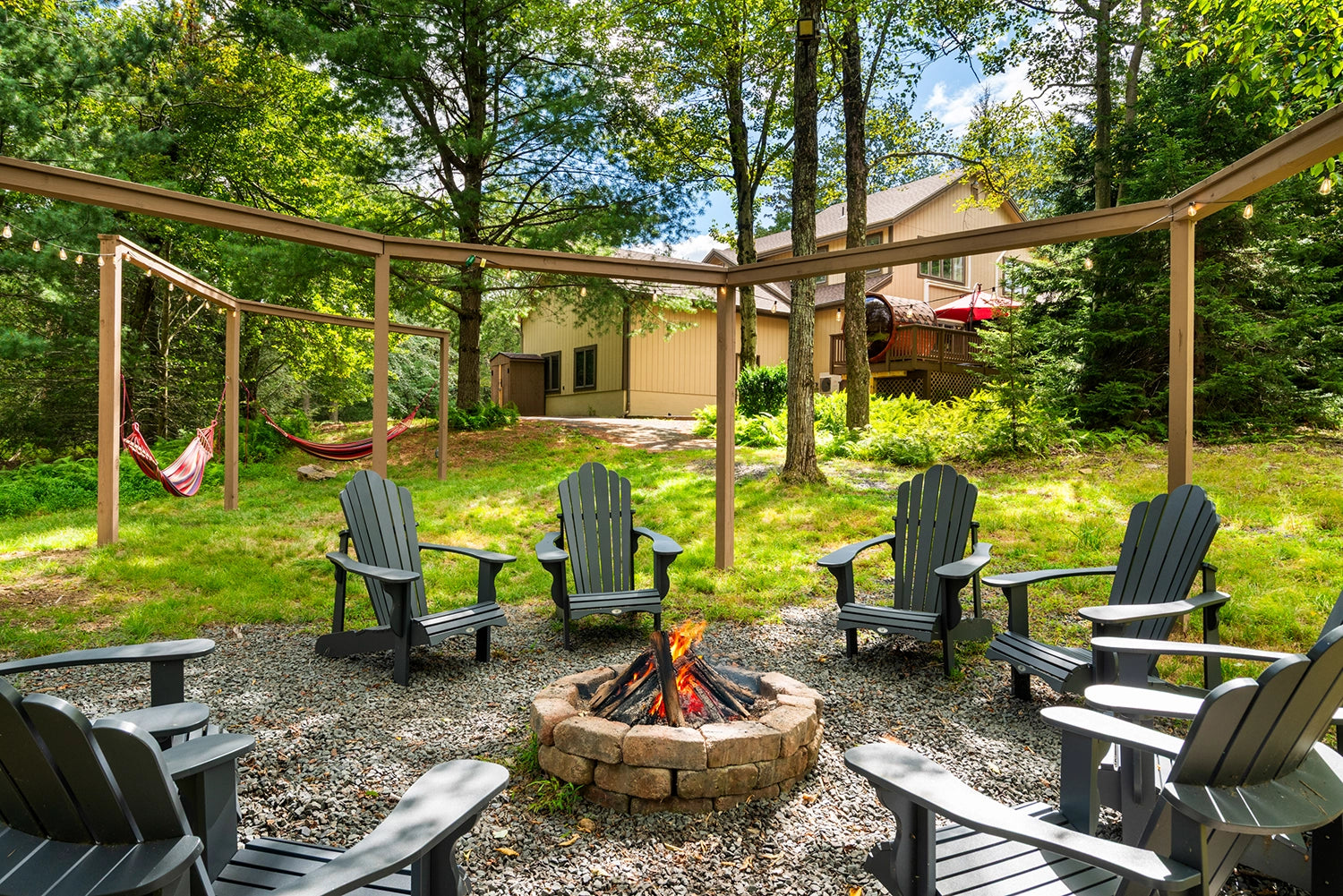 Airbnb Photography: Modern Retreat in Long Pond, PA