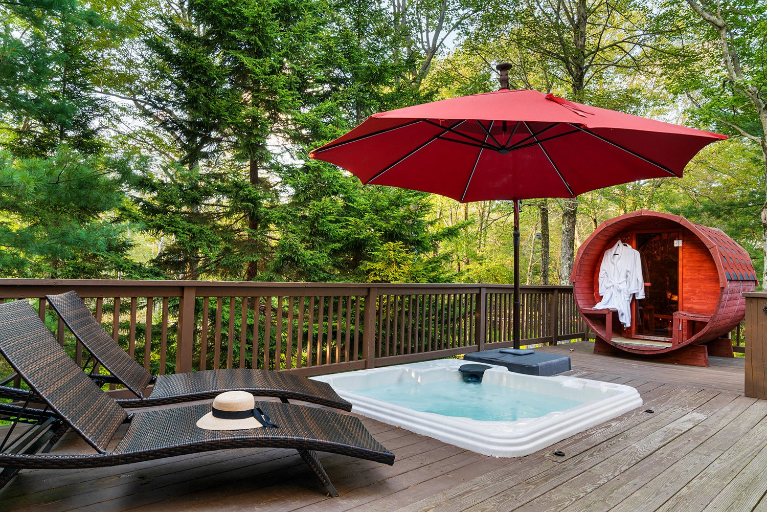 Airbnb Photography: Modern Retreat in Long Pond, PA