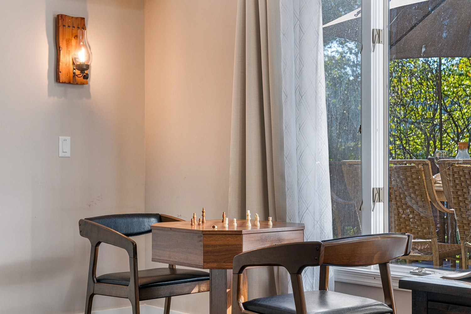 Airbnb Photography: Modern Retreat in Long Pond, PA