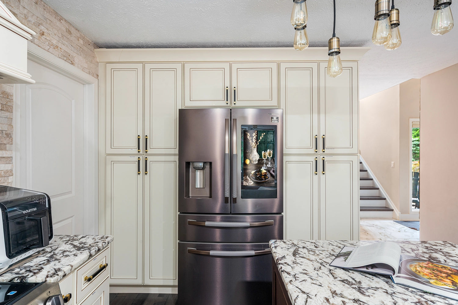 Airbnb Photography: Modern Retreat in Long Pond, PA