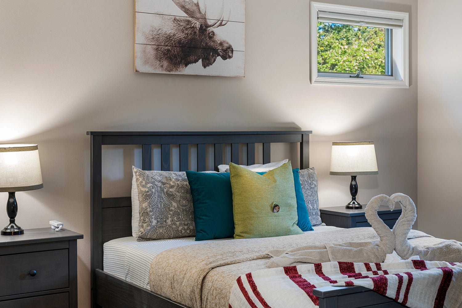 Airbnb Photography: Modern Retreat in Long Pond, PA