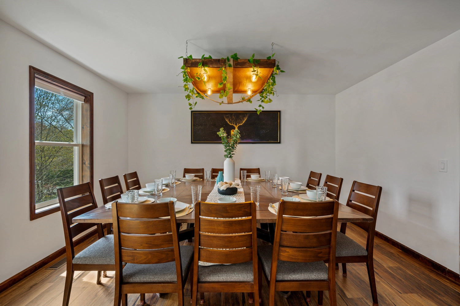 Airbnb Photography: Serene Poconos Escape in Tobyhanna, PA