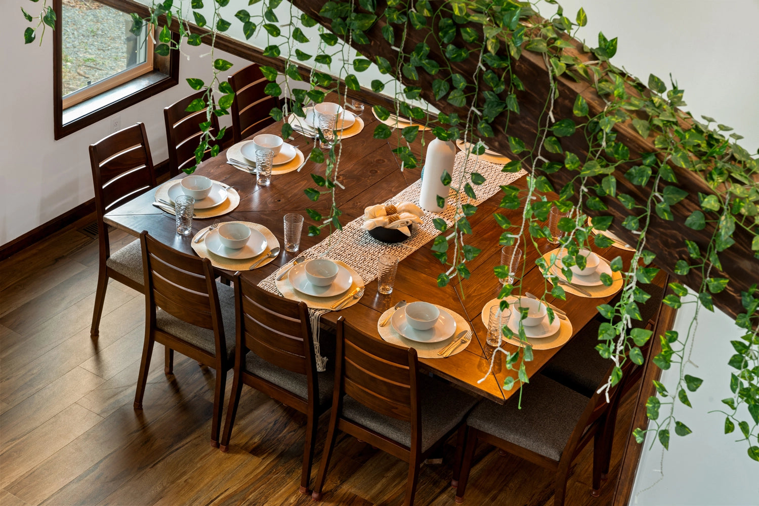 Airbnb Photography: Serene Poconos Escape in Tobyhanna, PA