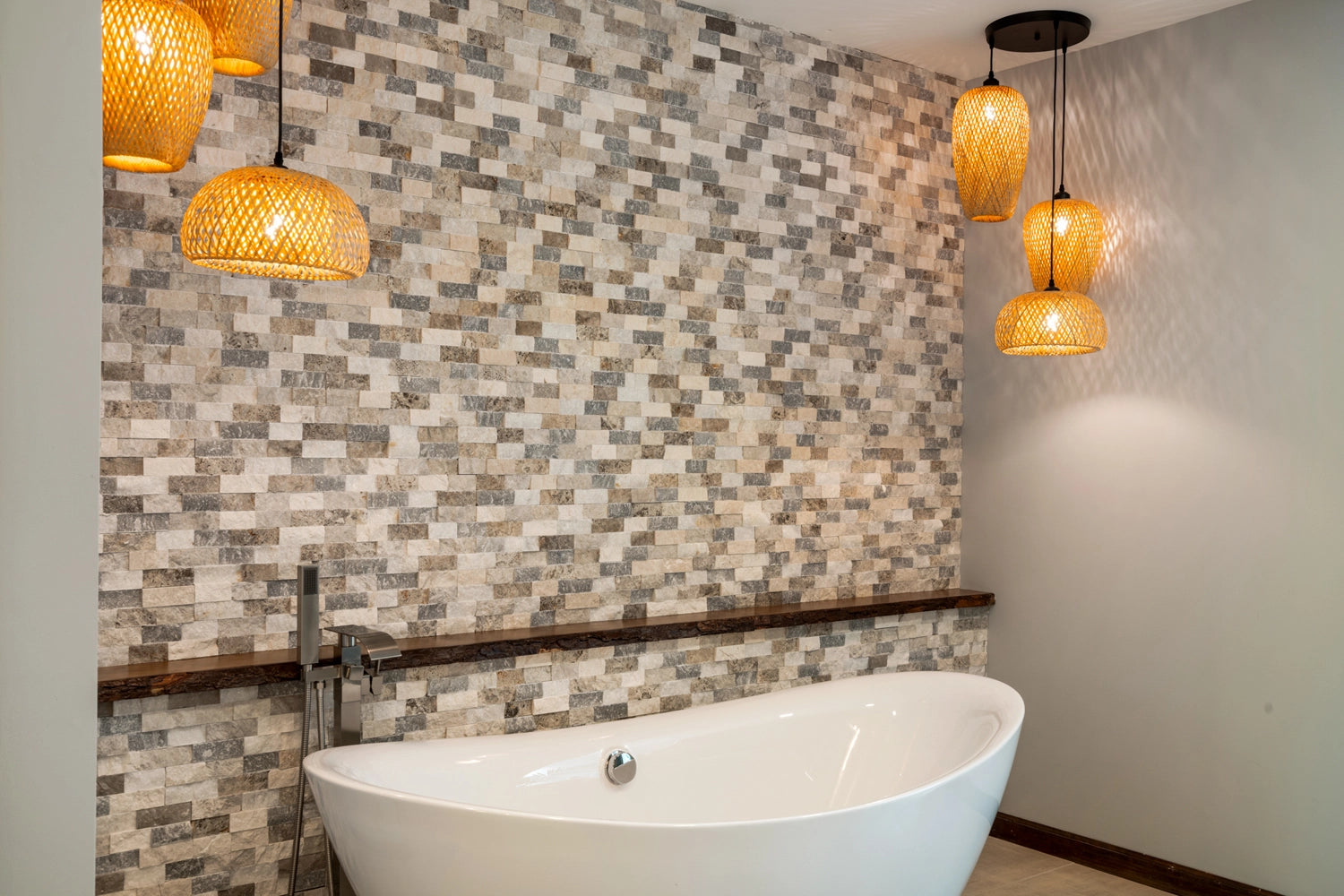 Airbnb Photography: Serene Poconos Escape in Tobyhanna, PA