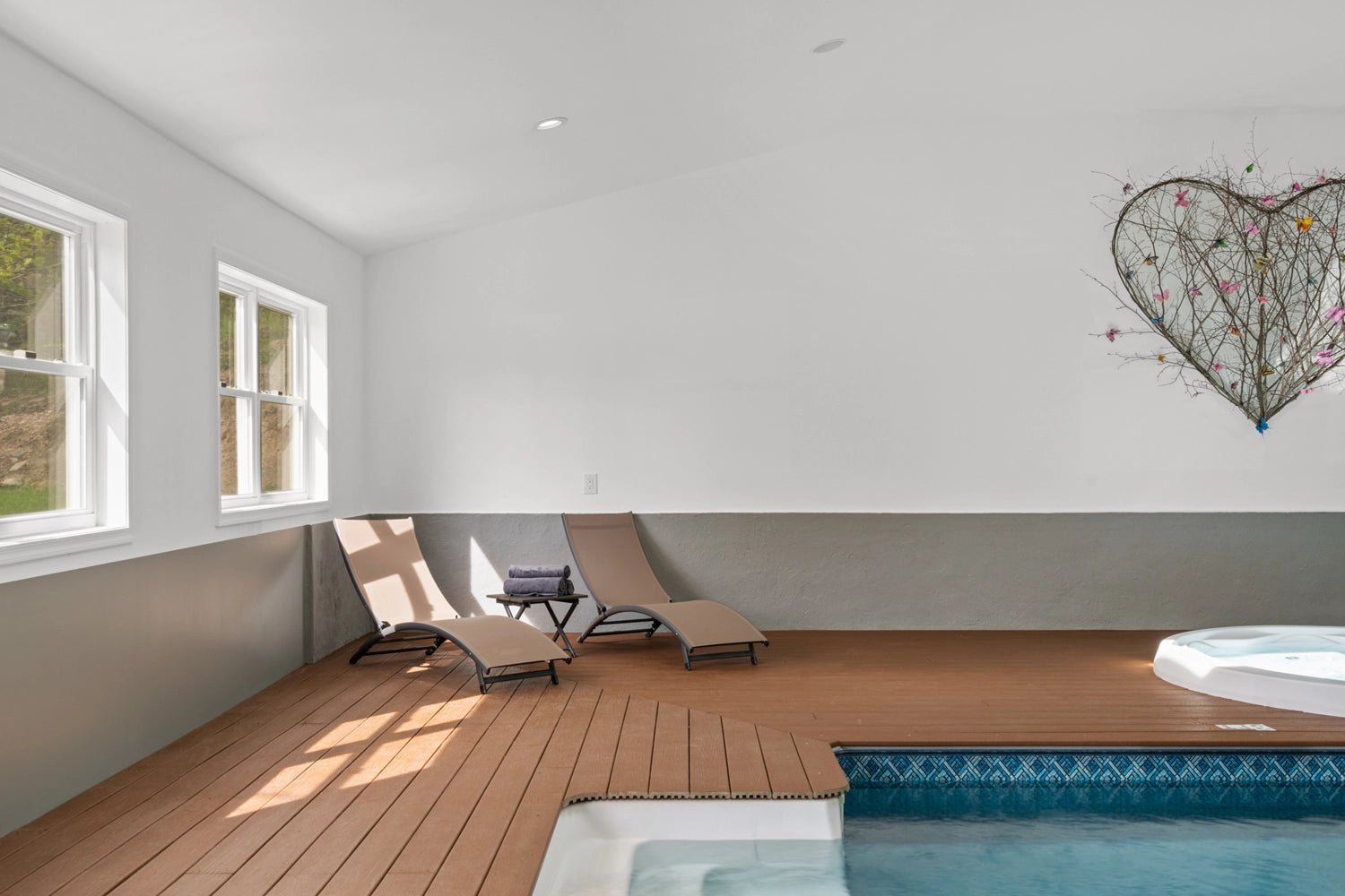 Airbnb Photography: Serene Poconos Escape in Tobyhanna, PA