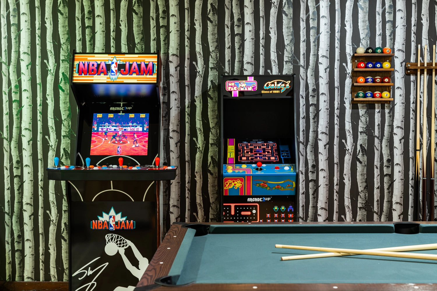 Airbnb Photography: Modern Chalet with Game Room in Tobyhanna, PA