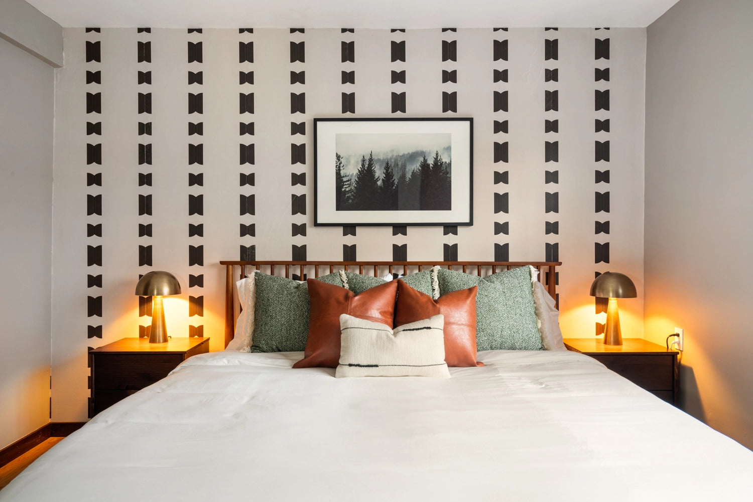 Airbnb Photography: Modern Chalet with Game Room in Tobyhanna, PA