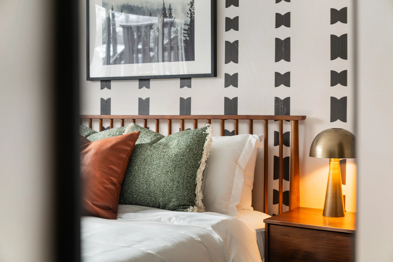 Airbnb Photography: Modern Chalet with Game Room in Tobyhanna, PA