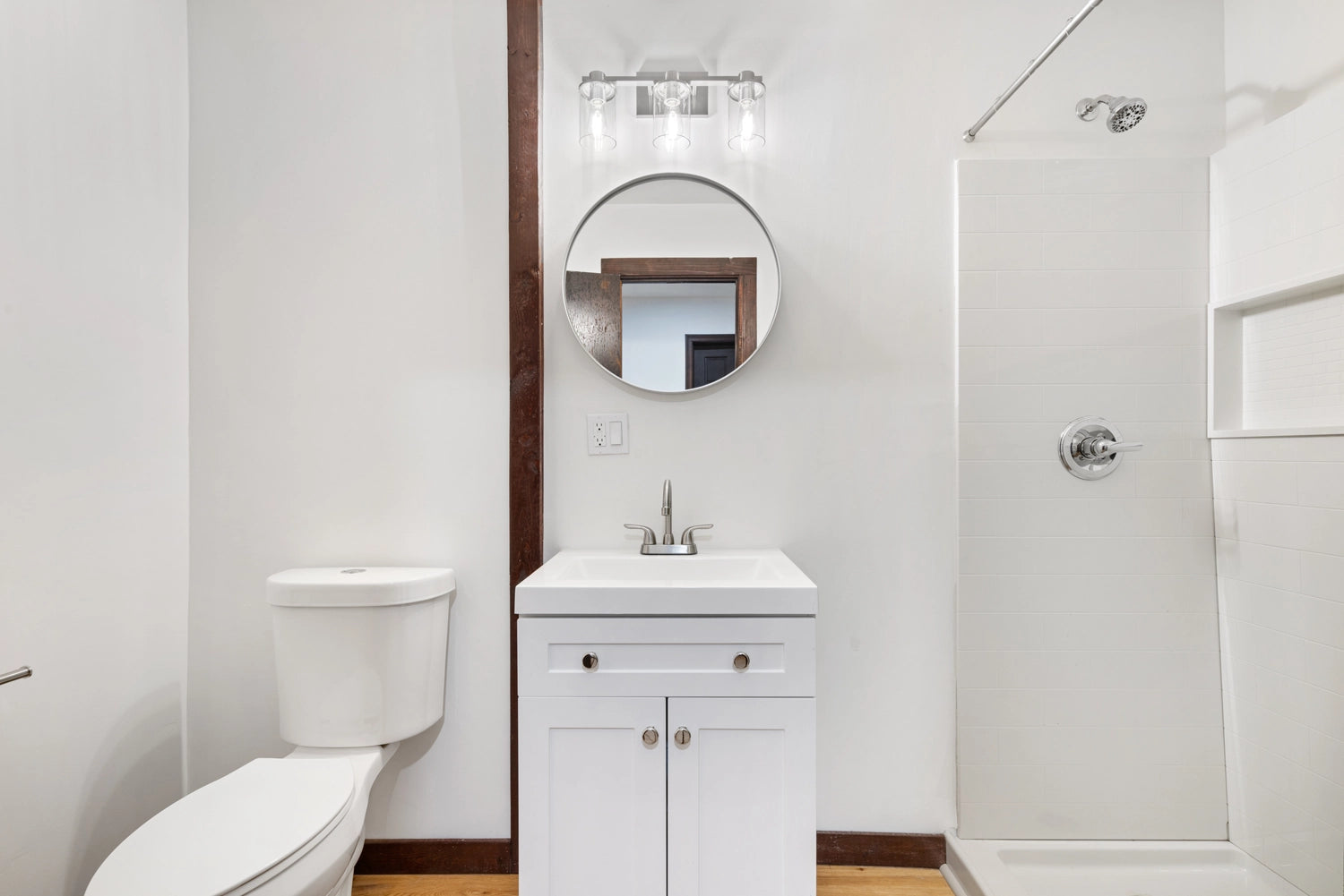 Airbnb Photography: Modern Chalet with Game Room in Tobyhanna, PA