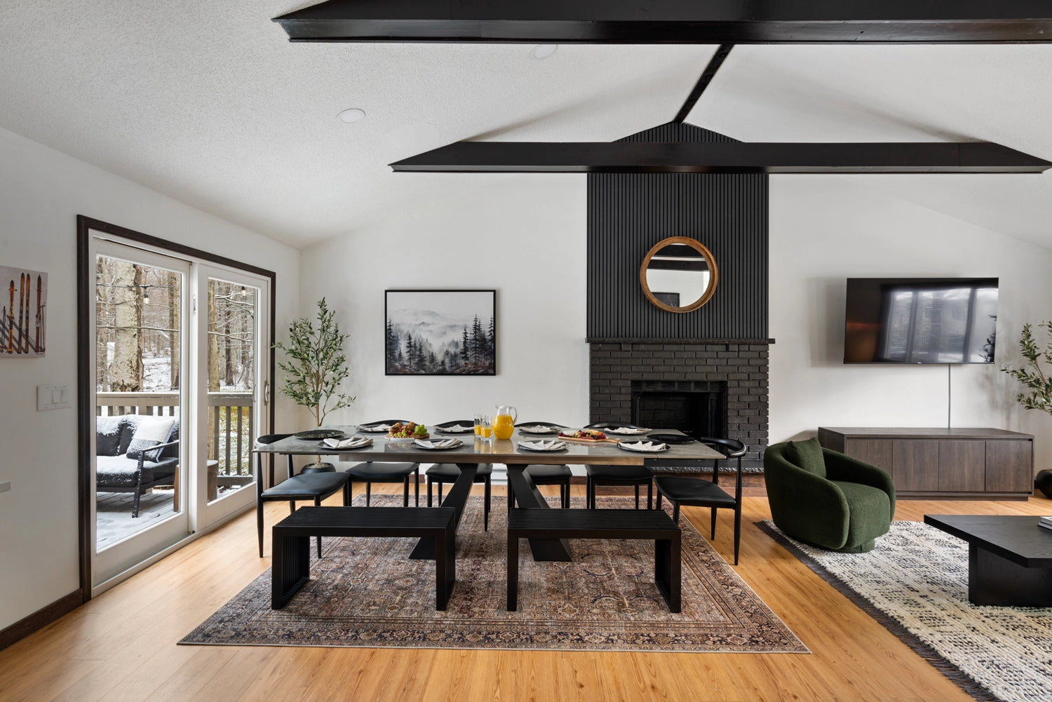 Airbnb Photography: Modern Chalet with Game Room in Tobyhanna, PA