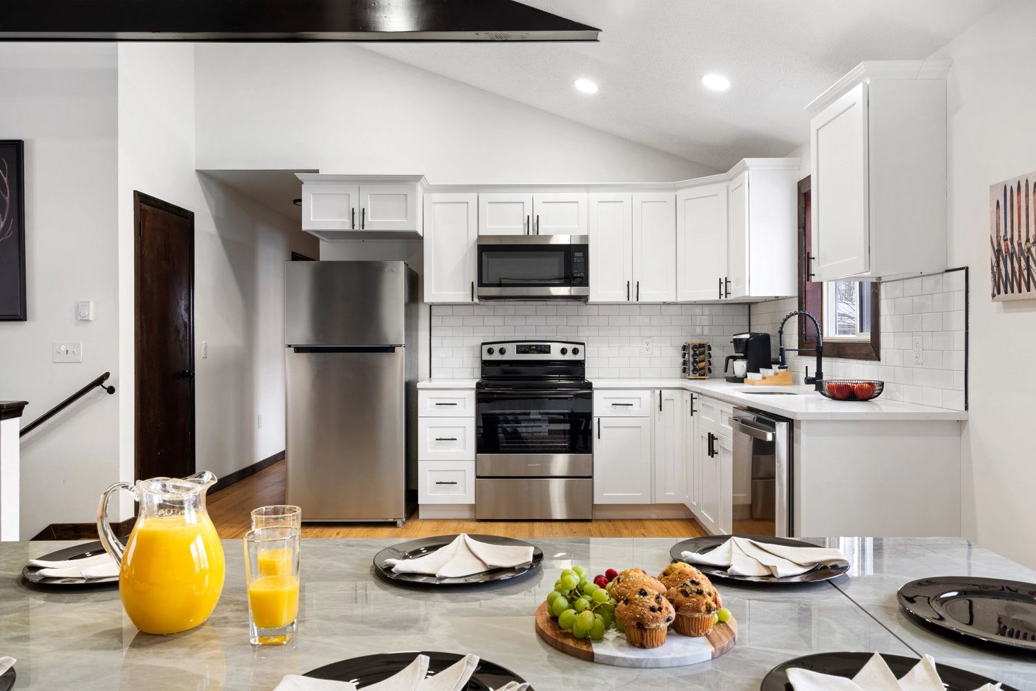 Airbnb Photography: Modern Chalet with Game Room in Tobyhanna, PA