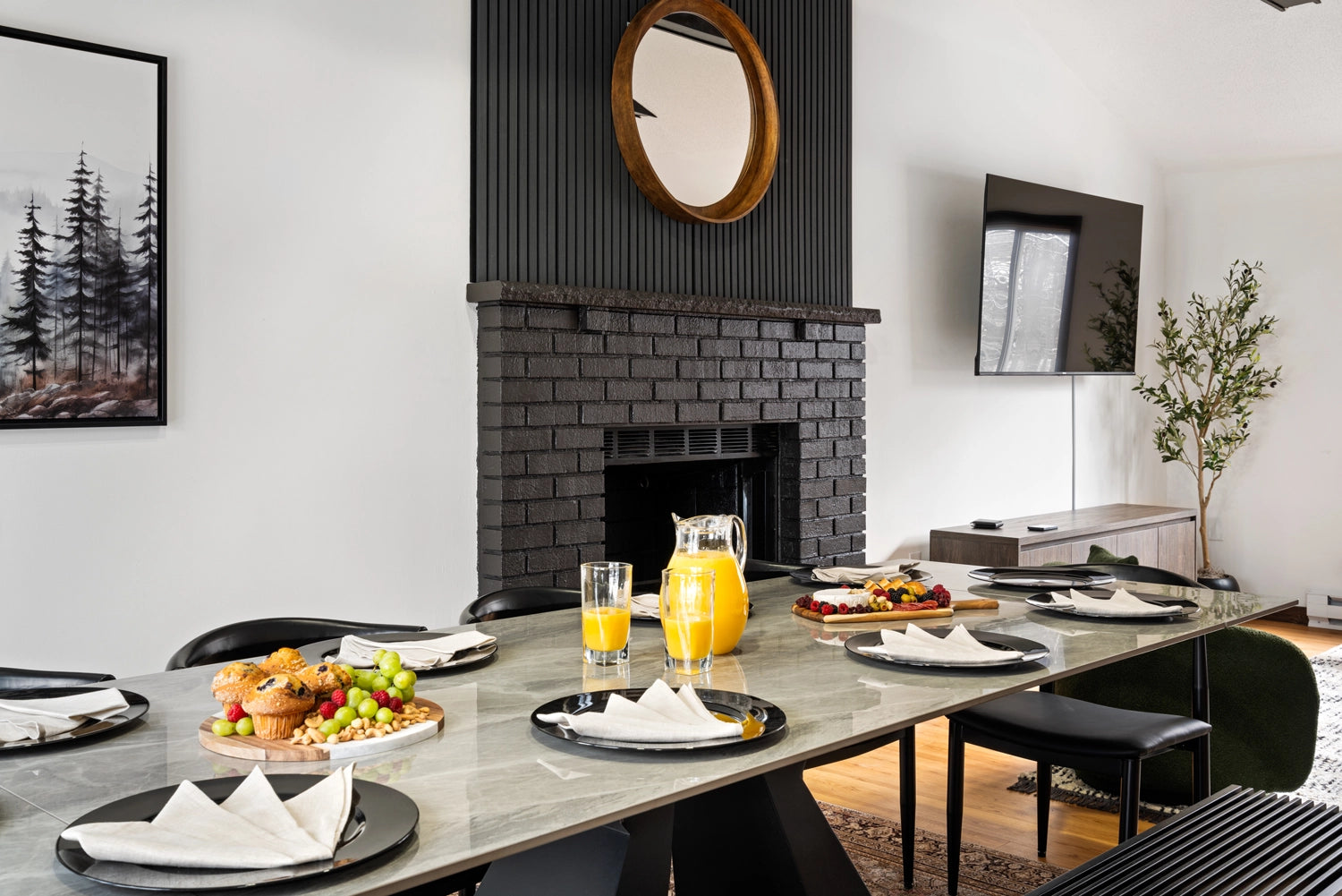 Airbnb Photography: Modern Chalet with Game Room in Tobyhanna, PA