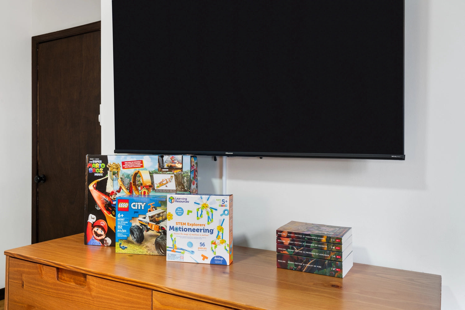 Airbnb Photography: Modern Chalet with Game Room in Tobyhanna, PA