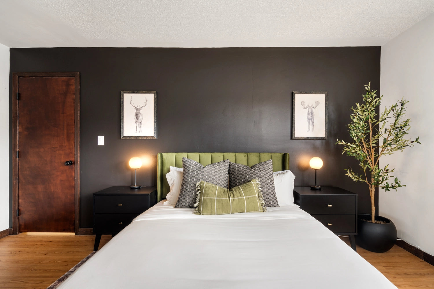 Airbnb Photography: Modern Chalet with Game Room in Tobyhanna, PA