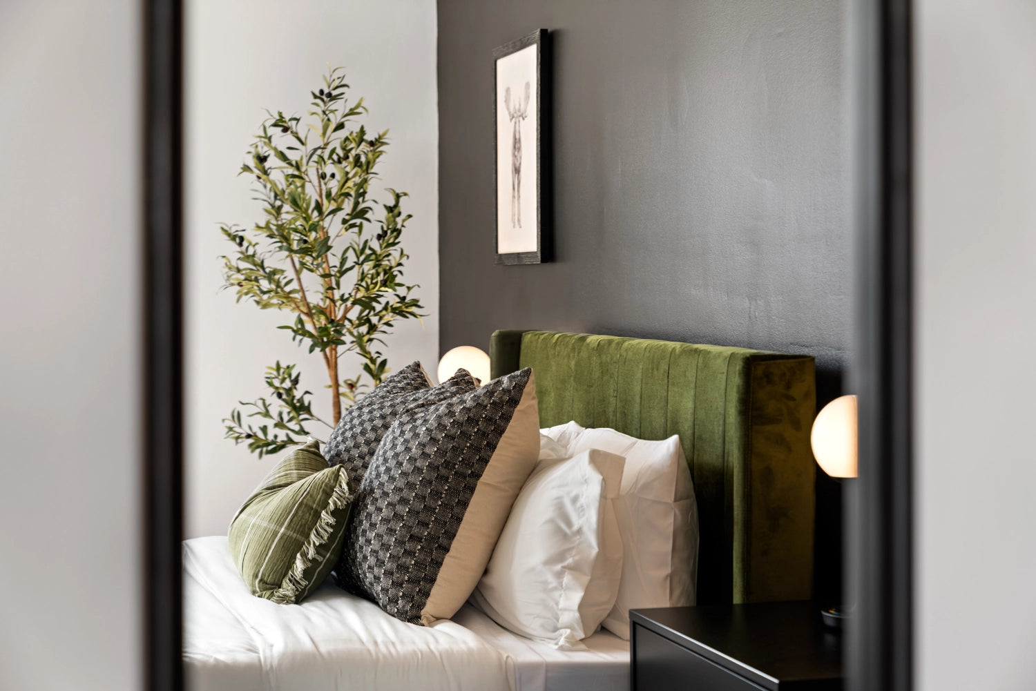 Airbnb Photography: Modern Chalet with Game Room in Tobyhanna, PA