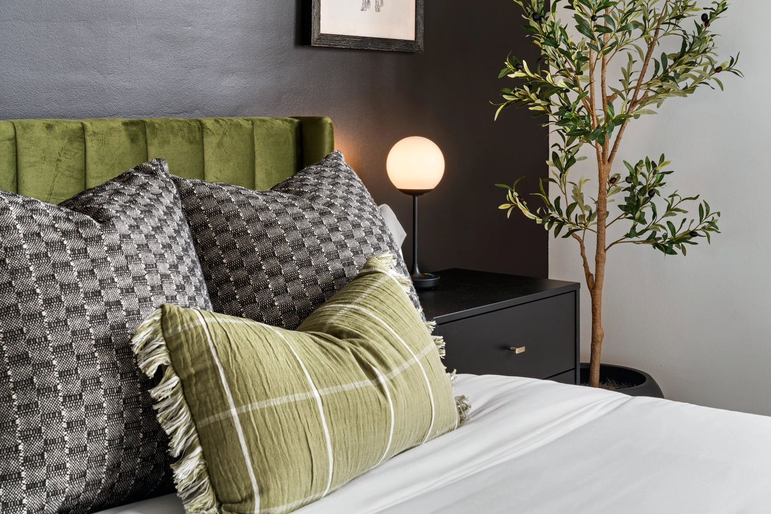 Airbnb Photography: Modern Chalet with Game Room in Tobyhanna, PA