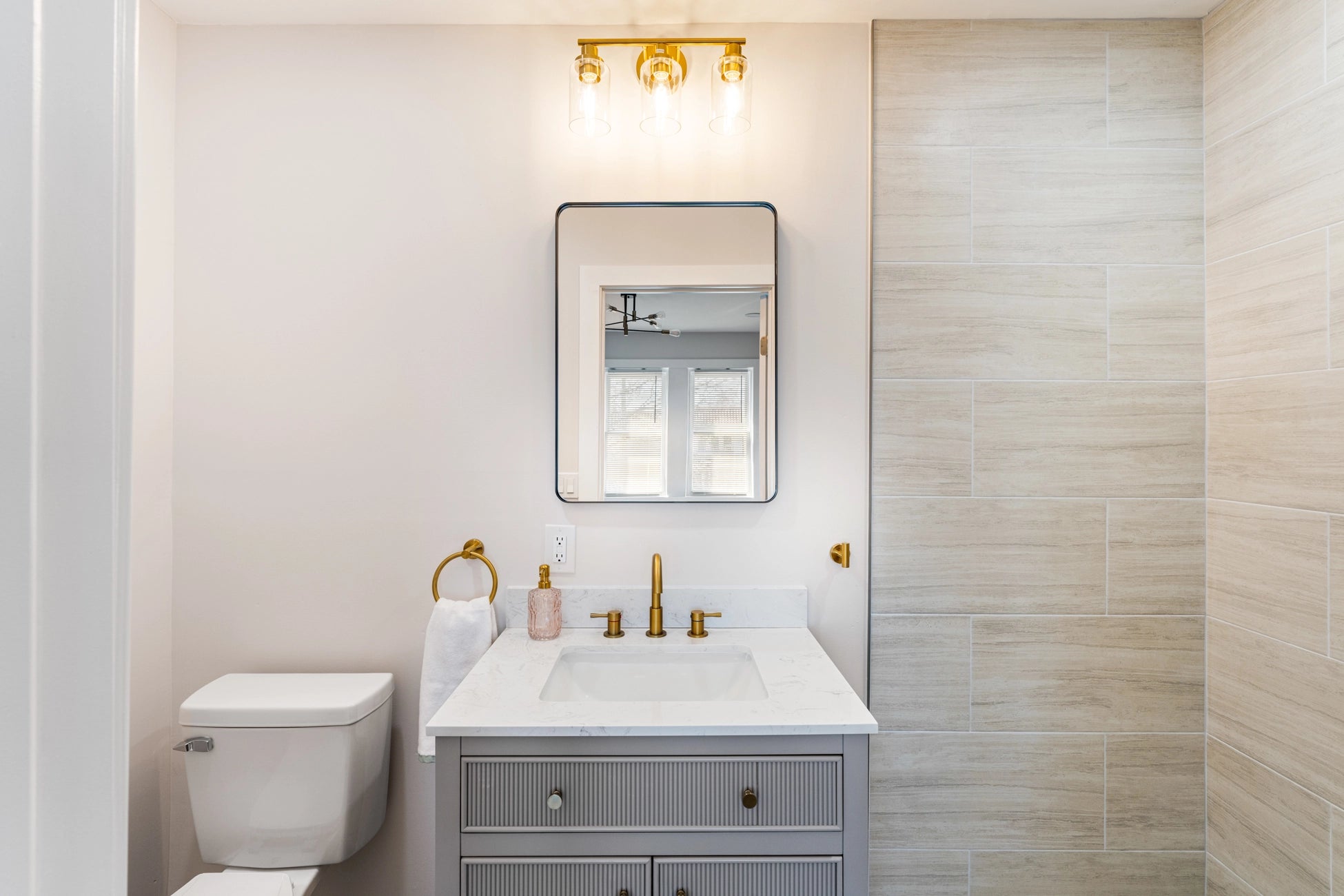 Real Estate Photography Philadelphia | 7176 N 19th St