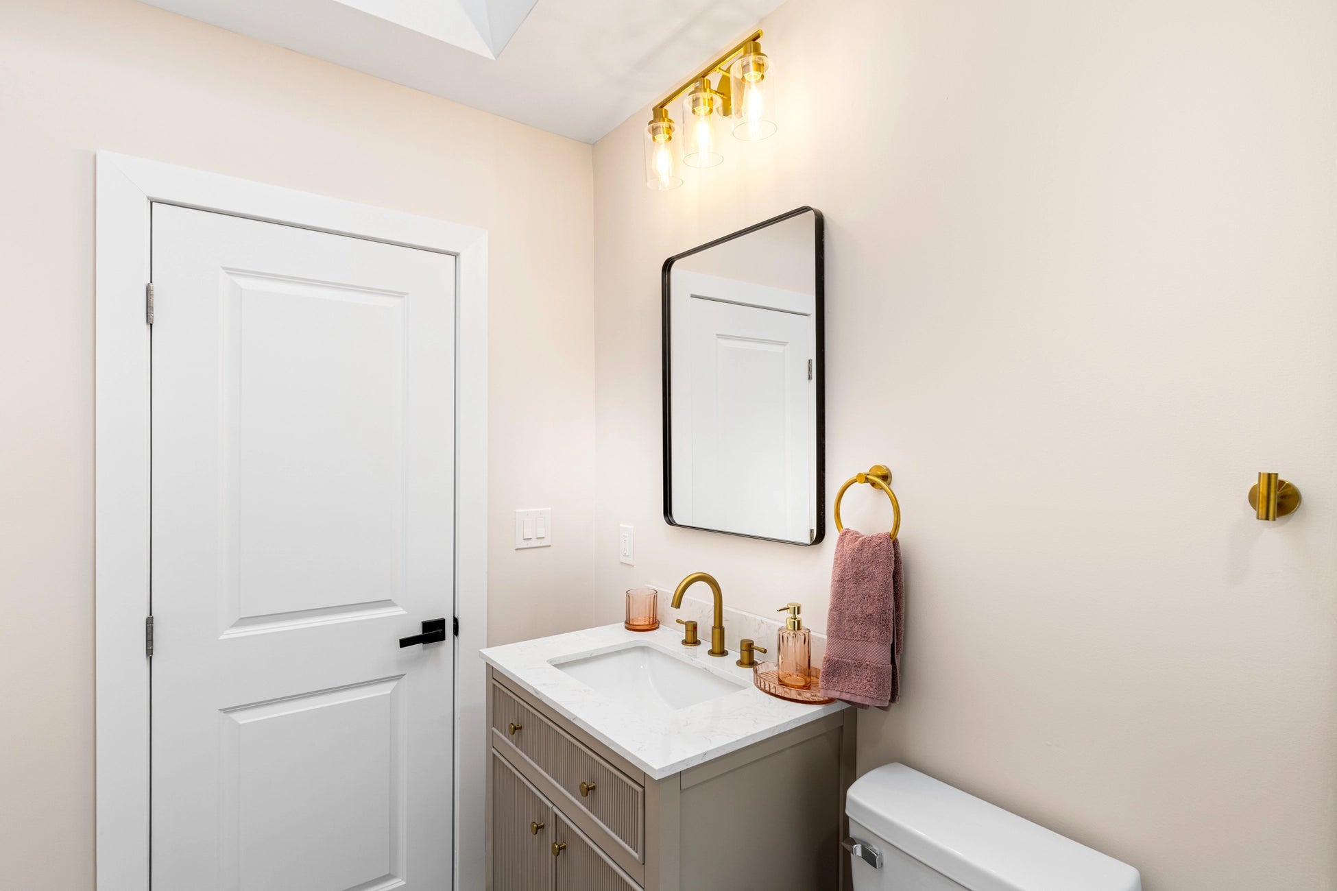 Real Estate Photography Philadelphia | 7176 N 19th St