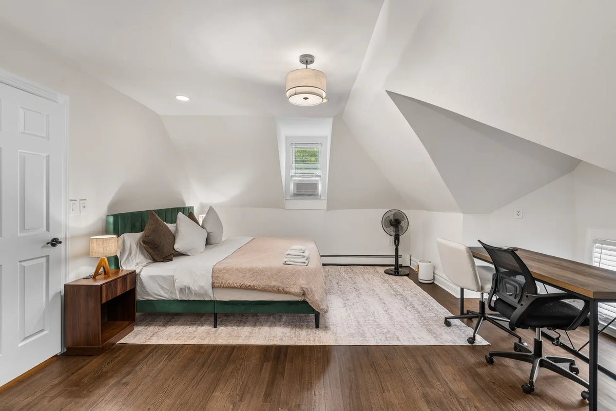486-Bramhall-Ave-Jersey-City-NJ-07304-apt-3a-airbnb-033.webp
