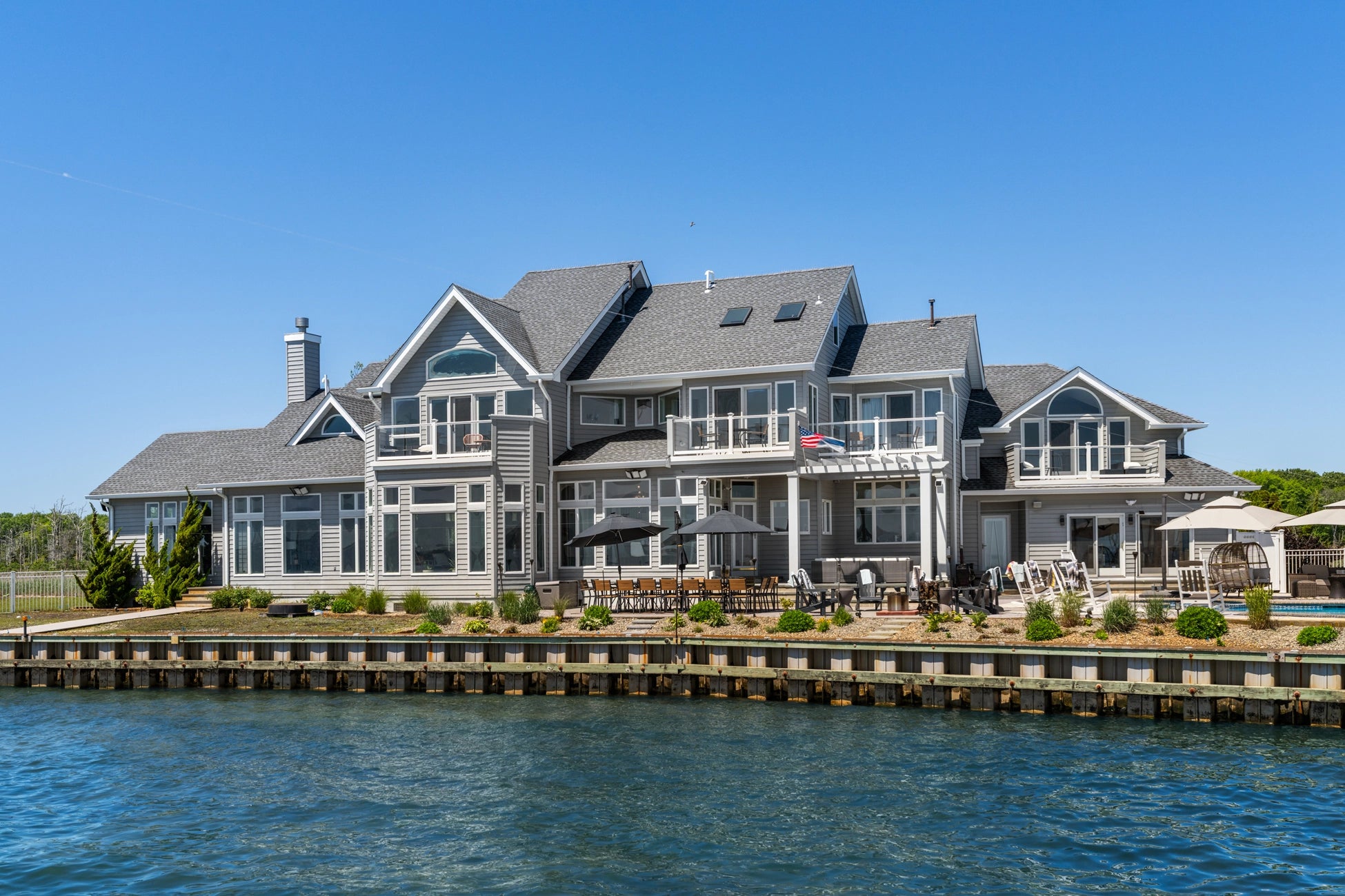 60-Westcott-Ave-Ocean-Township-NJ-08758-airbnb-030.webp