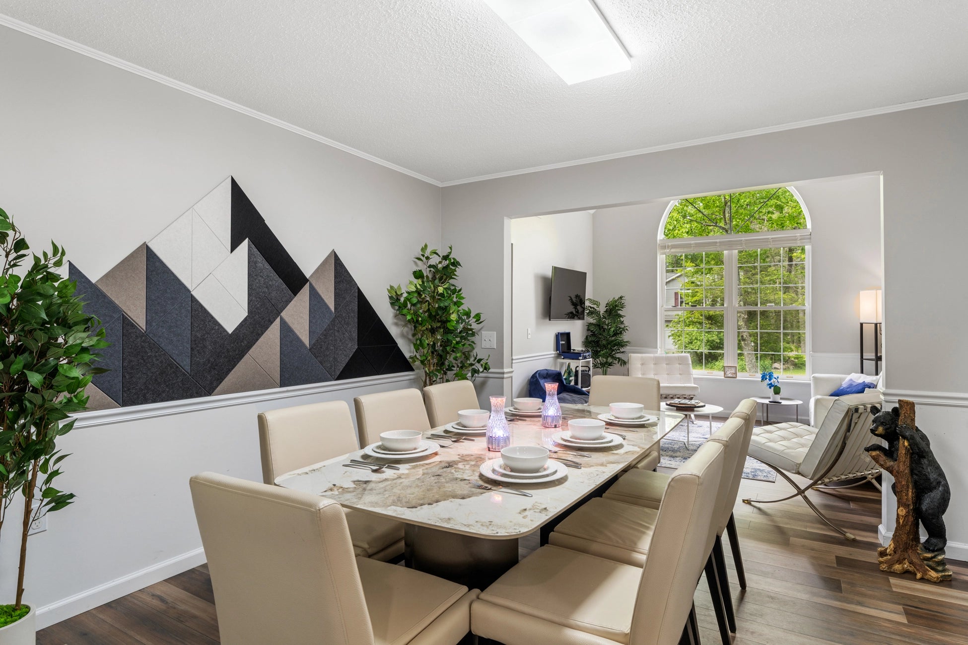 310-Mohansic-Lane-Tobyhanna-PA-18466-airbnb-021.webp