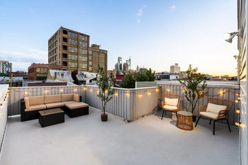 1014-Mt-Vernon-St-Philadelphia-PA-19123-airbnb-001-golden-hour.webp