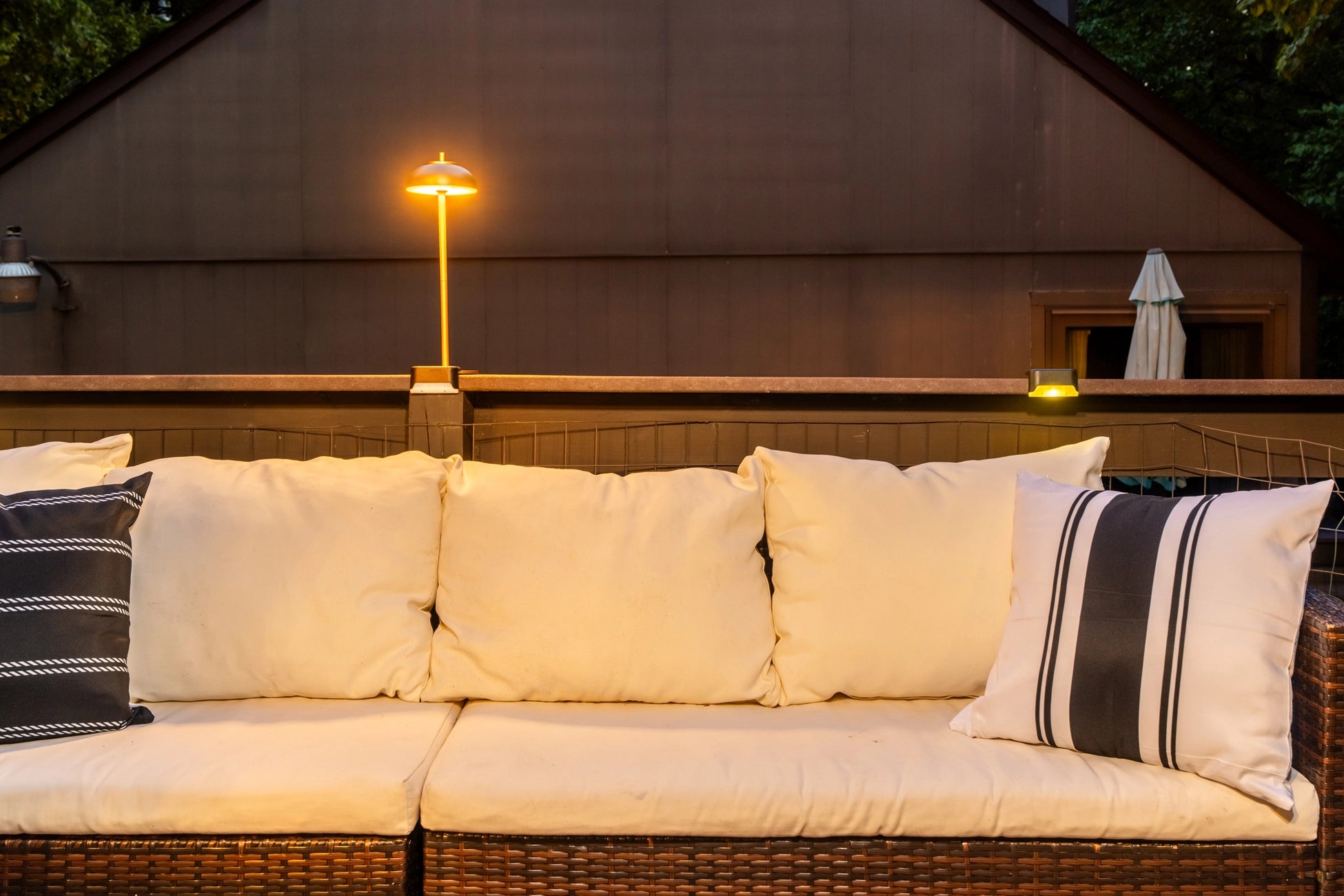 Airbnb Photography in Tannersville, PA | Twilight Deck Retreat
