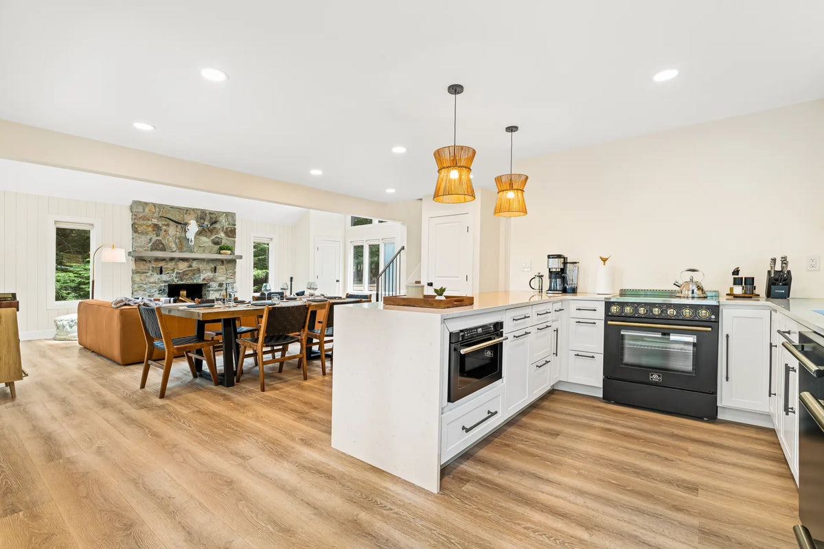107-Robert-Ln-Gouldsboro-PA-18424-airbnb-060.webp